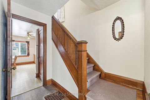 Photo 5 at 30 Thomas Street, Lakeview, Oshawa