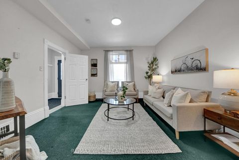 Photo 7 at 164 Albert Street, Central, Oshawa