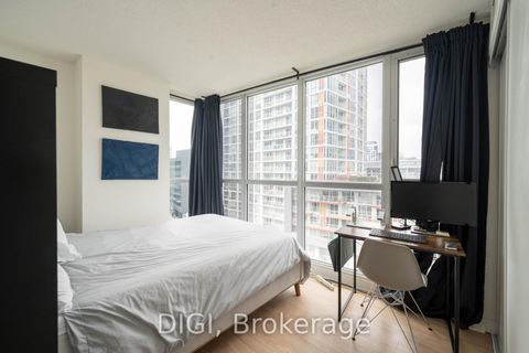 Photo 8 at 915 - 75 Queens Wharf Road, Waterfront Communities C1, Toronto