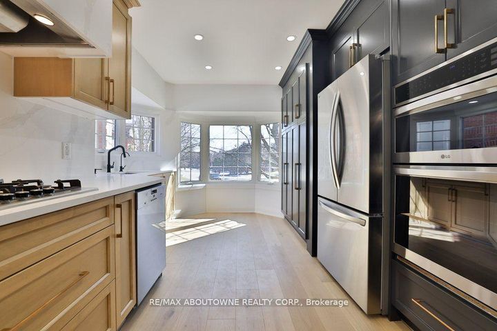 Photo 8 at 63 Tradewind Drive, BR Bronte, Oakville