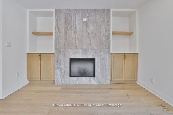 Photo 15 at 63 Tradewind Drive, BR Bronte, Oakville