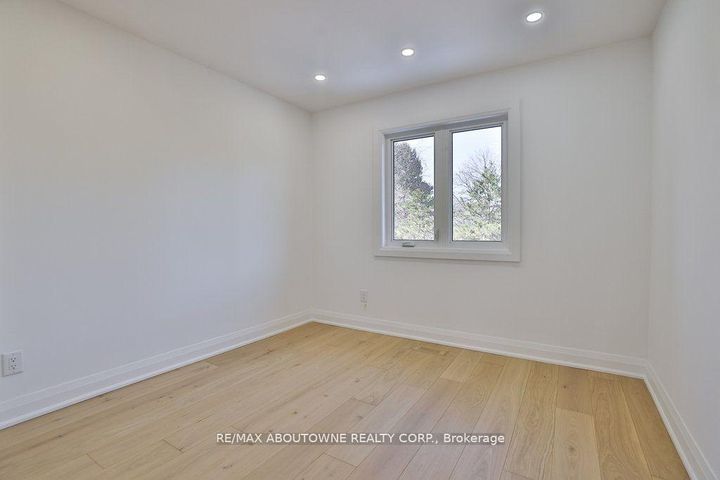 Photo 20 at 63 Tradewind Drive, BR Bronte, Oakville