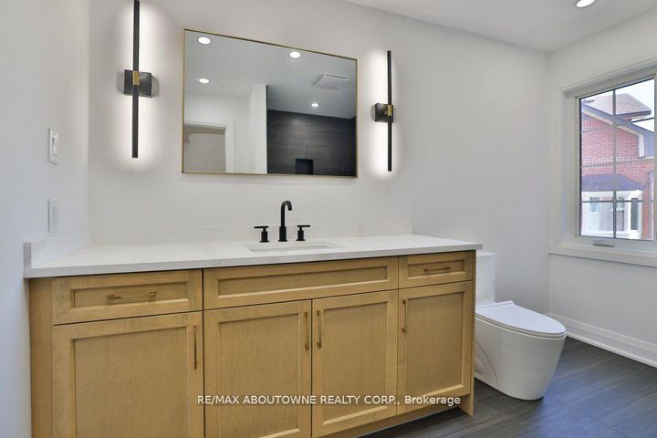 Photo 23 at 63 Tradewind Drive, BR Bronte, Oakville