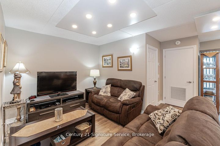 Photo 16 at 911 - 716 Main Street E, TM Timberlea, Milton
