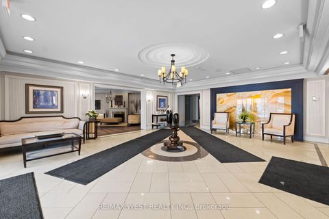 Photo 5 at 511 - 25 Earlington Avenue, Kingsway South, Toronto