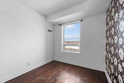 Photo 31 at 511 - 25 Earlington Avenue, Kingsway South, Toronto