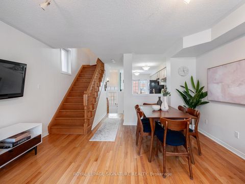Photo 7 at 985 Roselawn Avenue, Belgravia, Toronto