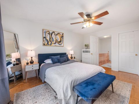 Photo 15 at 985 Roselawn Avenue, Belgravia, Toronto