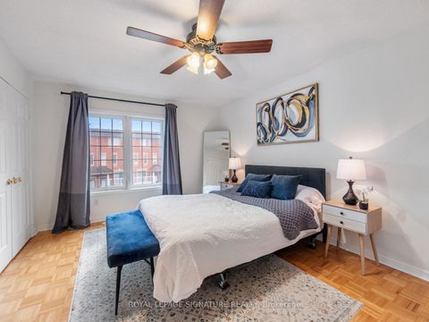 Photo 16 at 985 Roselawn Avenue, Belgravia, Toronto