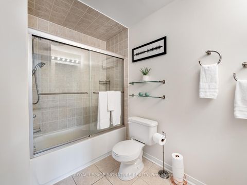 Photo 18 at 985 Roselawn Avenue, Belgravia, Toronto