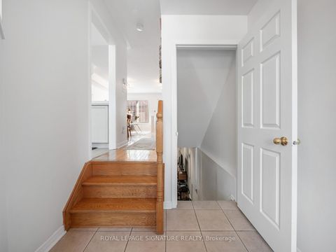 Photo 22 at 985 Roselawn Avenue, Belgravia, Toronto