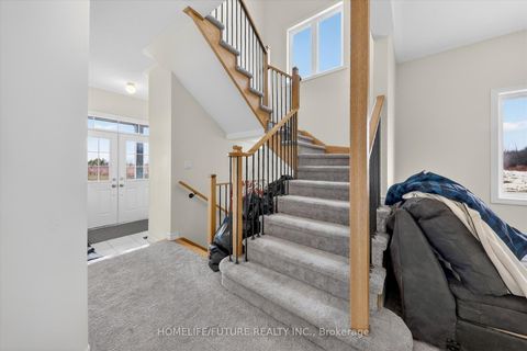 Photo 6 at 21 Jeanne Pynn Avenue, Sutton & Jackson's Point, Georgina