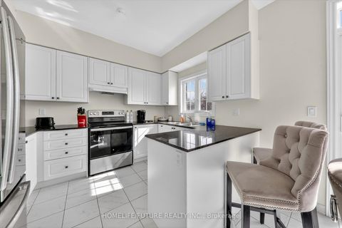 Photo 13 at 21 Jeanne Pynn Avenue, Sutton & Jackson's Point, Georgina