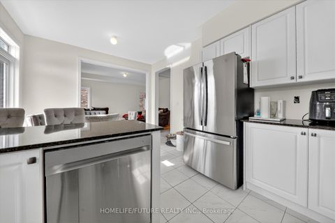 Photo 15 at 21 Jeanne Pynn Avenue, Sutton & Jackson's Point, Georgina