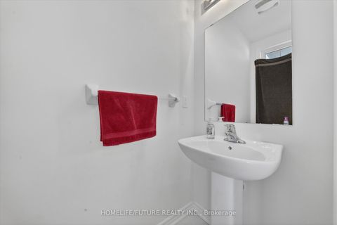 Photo 17 at 21 Jeanne Pynn Avenue, Sutton & Jackson's Point, Georgina