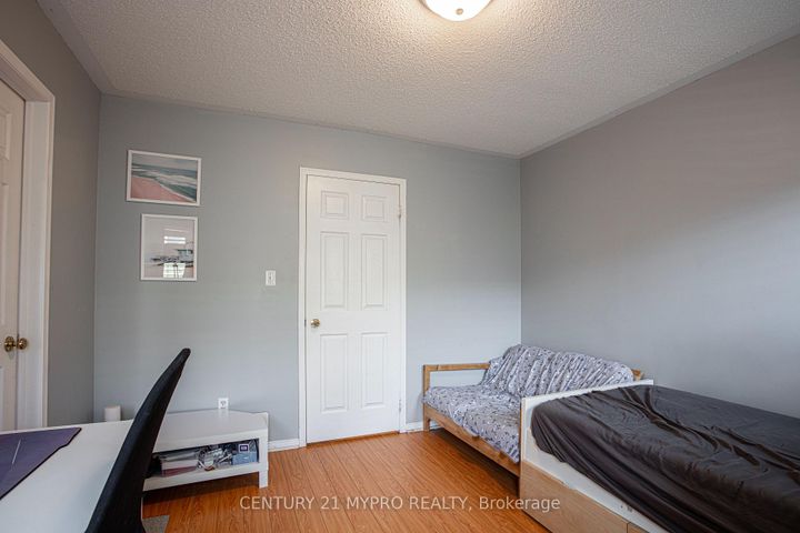 Photo 14 at 22 Mansur Terrace, York University Heights, Toronto
