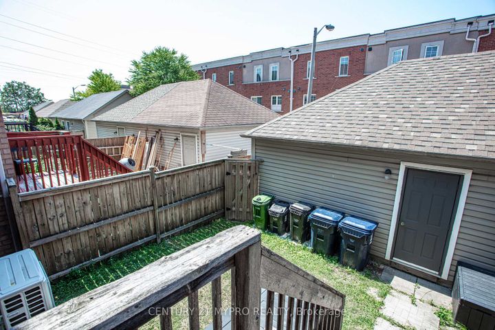 Photo 16 at 22 Mansur Terrace, York University Heights, Toronto