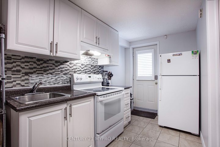 Photo 18 at 22 Mansur Terrace, York University Heights, Toronto