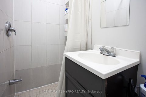 Photo 10 at 22 Mansur Terrace, York University Heights, Toronto