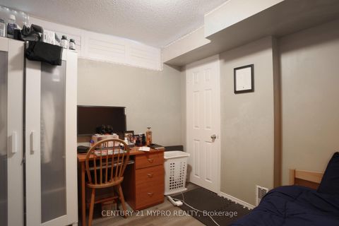 Photo 22 at 22 Mansur Terrace, York University Heights, Toronto