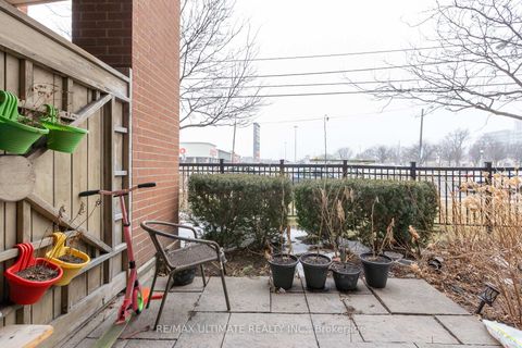 Photo 25 at 105 - 2772 Keele Street, CFB, Toronto