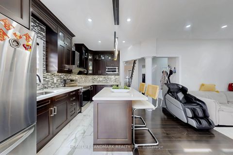 Photo 13 at 52 Lakespring Drive, Cachet, Markham