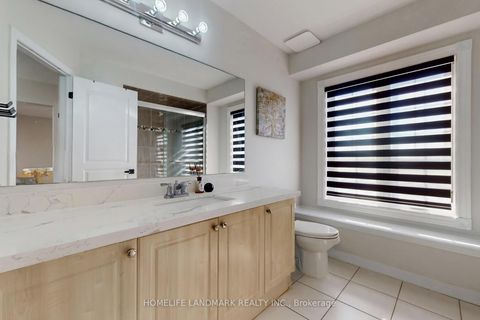 Photo 31 at 52 Lakespring Drive, Cachet, Markham