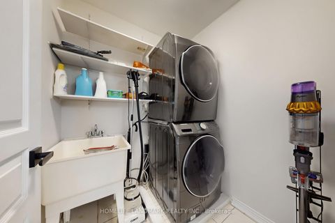 Photo 34 at 52 Lakespring Drive, Cachet, Markham