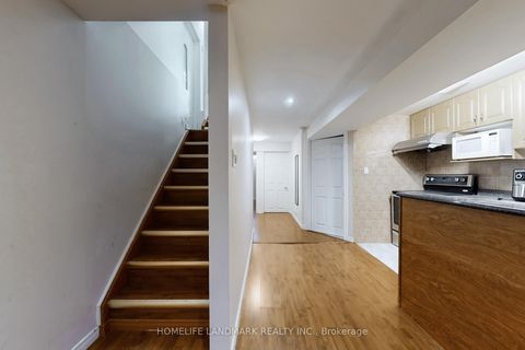 Photo 35 at 52 Lakespring Drive, Cachet, Markham