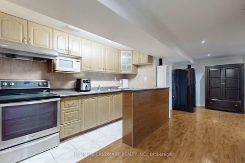 Photo 39 at 52 Lakespring Drive, Cachet, Markham