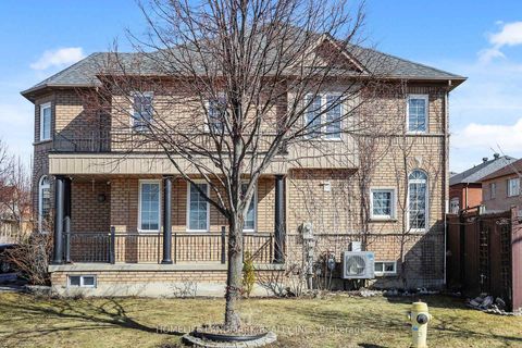 Photo 46 at 52 Lakespring Drive, Cachet, Markham