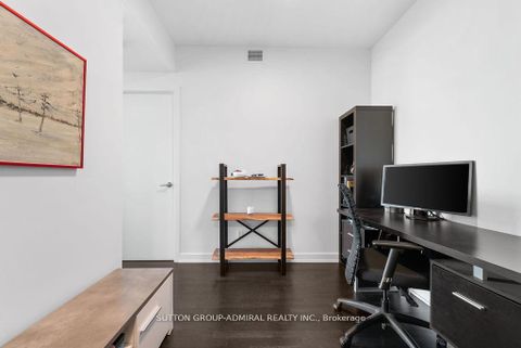 Photo 9 at 1105 - 501 St. Clair Avenue, Casa Loma, Toronto