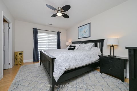 Photo 14 at 115 - 32 Church Street, Schomberg, King