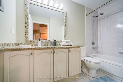 Photo 24 at 609 - 1 Maison Parc Court, Lakeview Estates, Vaughan