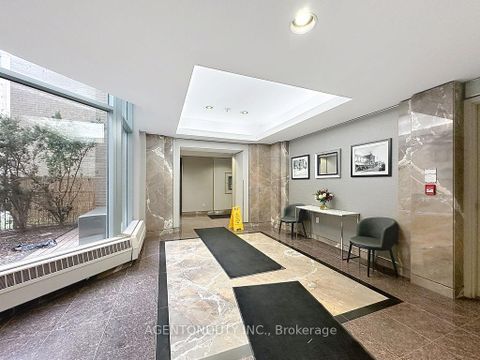 Photo 6 at 626 - 109 Front Street E, Waterfront Communities C8, Toronto