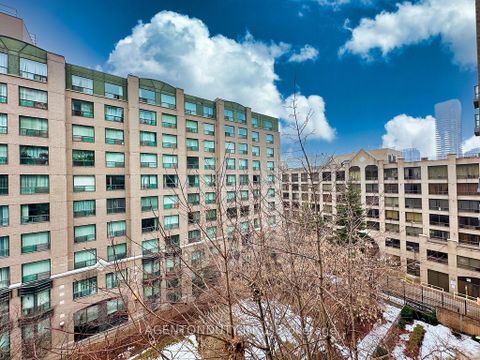 Photo 9 at 626 - 109 Front Street E, Waterfront Communities C8, Toronto