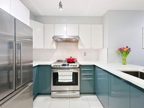 Photo 12 at 626 - 109 Front Street E, Waterfront Communities C8, Toronto