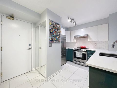 Photo 14 at 626 - 109 Front Street E, Waterfront Communities C8, Toronto