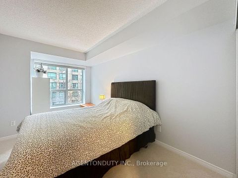 Photo 19 at 626 - 109 Front Street E, Waterfront Communities C8, Toronto