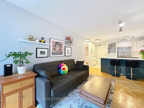 Photo 26 at 626 - 109 Front Street E, Waterfront Communities C8, Toronto