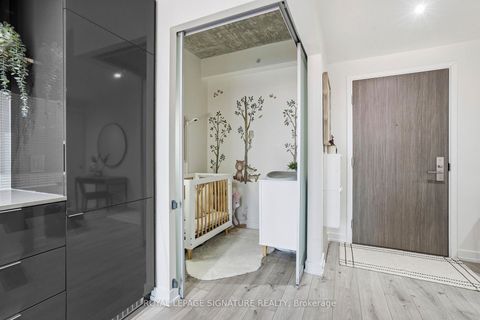 Photo 8 at 306 - 161 Roehampton Avenue, Mount Pleasant West, Toronto