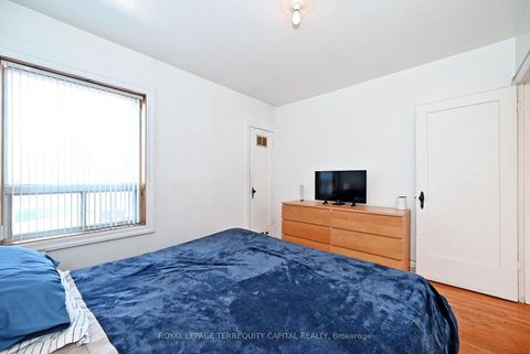 Photo 12 at 232 Church Street, Weston, Toronto