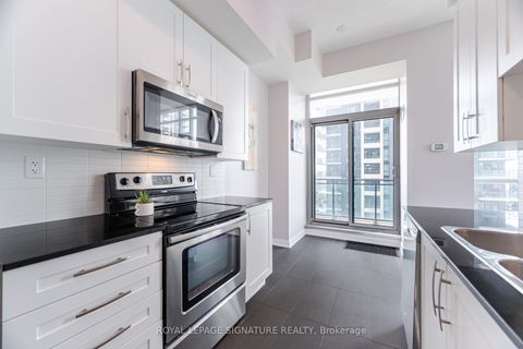 Photo 14 at 706 - 4065 Brickstone Mews, City Centre, Mississauga