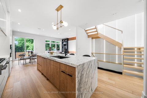 Photo 11 at 338A Horsham Avenue, Willowdale West, Toronto