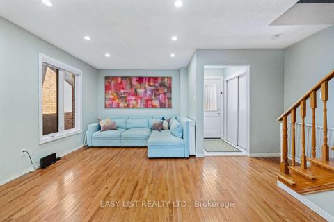 Photo 5 at 109 Whitney Place, Lakeview Estates, Vaughan