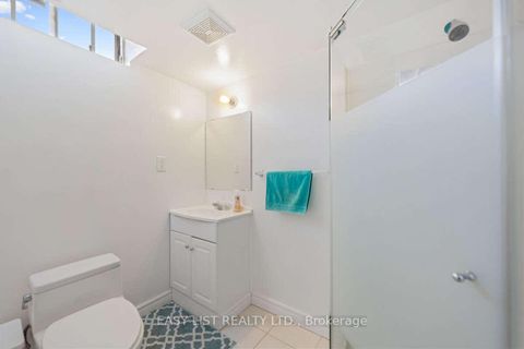 Photo 18 at 109 Whitney Place, Lakeview Estates, Vaughan