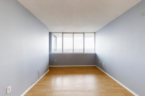 Photo 10 at 1911 - 10 Markbrook Lane, Jamestown, Toronto