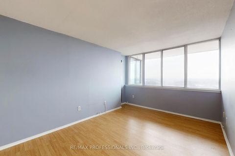 Photo 12 at 1911 - 10 Markbrook Lane, Jamestown, Toronto