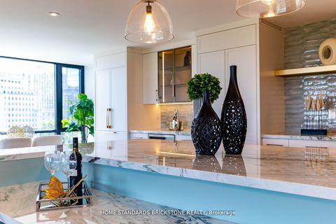 Photo 12 at 9D - 66 Collier Street, Moore Park, Toronto