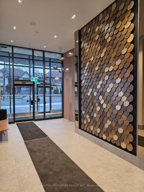 Photo 2 at 430 - 1720 Bayview Avenue, Mount Pleasant East, Toronto